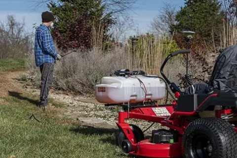 Agri-Fab 45-0628 Zero Turn Riding Lawn Mower Sprayer with Boom and Wand 15-Gallon Capacity White