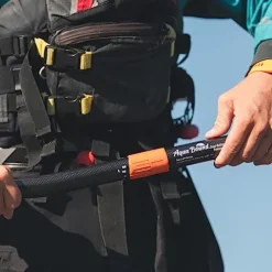 AQUA BOUND Tango Carbon Bent Shaft 2-Piece Kayak Paddle