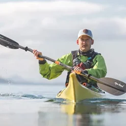 AQUA BOUND Tango Carbon Bent Shaft 2-Piece Kayak Paddle