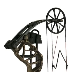 Bear Archery Species EV Ready to Hunt Compound Bow Package 60 lb Left Hand True Timber Strata