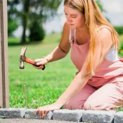 Beuta DIY No Dig Faux Stone Landscape Edging with Anchoring Spikes 48″ L x 4″ W x 2.25″ H Sandstone