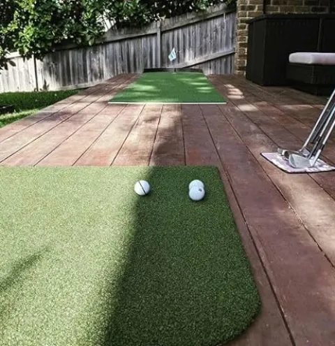 Big Moss Golf Commander V2 Indoor/Outdoor Practice Putting Chipping Green with 1 Cup Green