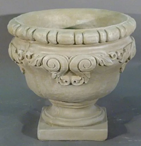 CC Outdoor Living Set of 2 White Finished Outdoor Garden Urn Planters 25″ White