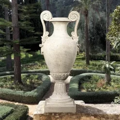 Design Toscano Chateau de Fontainebleau Architectural Garden Urn Roman Stone