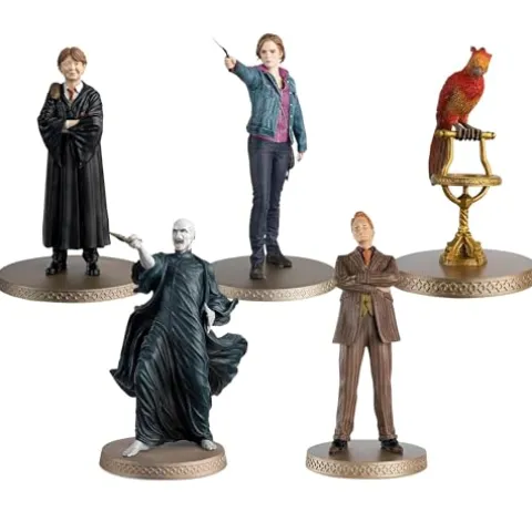 Eaglemoss Limited Harry Potter Wizarding World 1:16 Scale Figure Set of 40 Multicolor