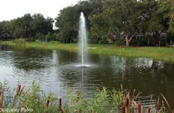 Fawn Lake Fountains 1/2, 3/4, 1 HP Floating Fountains Black