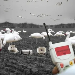FOXPRO Snow Pro Electronic Snow Goose Game Call with 2 External Speakers and Remote White