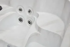 Generic Largo 3-Person Lounger Hot Tub with Ozone