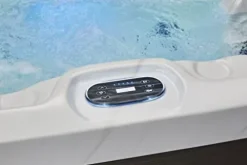 Generic Savannah 6 Person Lounger Hot Tub with Ozonator Grey