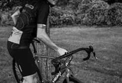 HEAD Pava 22 Speed Aluminum Road Bicycle with Carbon Fork Red