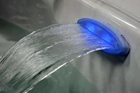 Home and Garden Spas Hudson Bay 6 Person 19 Jet Spa with Stainless Jets Ivory White