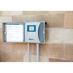 Hunter Industries HCC Irrigation Controller Hydrawise-Enabled Wi-Fi 8-Station Multicolored