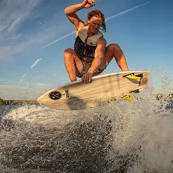 Hyperlite 2019 Bucket Chucker Wakesurfer 4.8