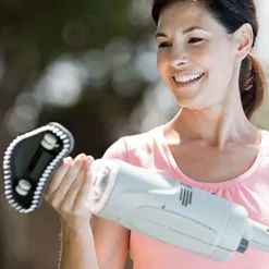 Intex Handheld Pool Vacuum Cleaner with Brush Heads and 6 Person Bubble Massage Hot Tub Spa Cobalt Blue