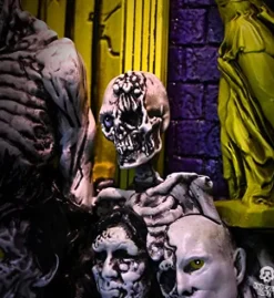 Knucklebonz Misfits Earth A.D. 3D Vinyl Collectible Statue Multicolor