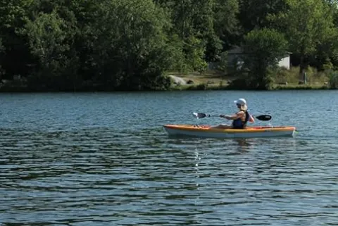 Pelican Sentinel 100X Sit-on-top Recreational Kayak 10 ft Turquoise/Lime