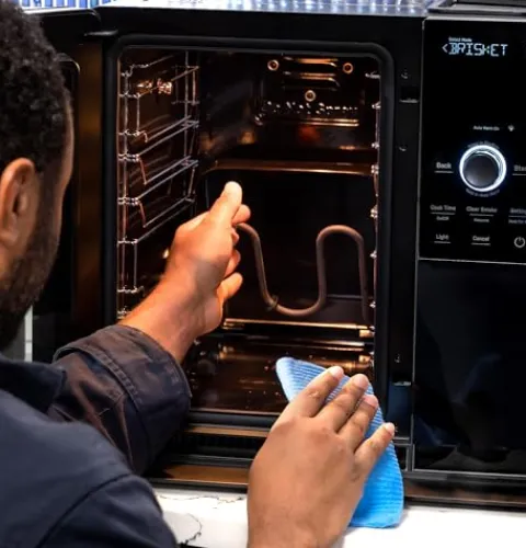 Profile GE Profile™ Smart Indoor Pellet Smoker with Active Smoke Filtration, WiFi Connected, Countertop BBQ Appliance Carbon Black