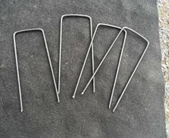 Sandbaggy 2 Inch Extra Wide Landscape Staples 9 Gauge Heavy Duty Silver (5000 Staples)