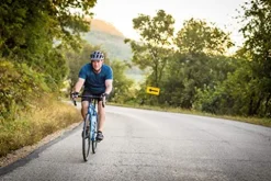 Schwinn Fastback AL Claris Performance Road Bike Blue