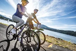 Schwinn GTX 1.0 Comfort Hybrid Bike 700c Black