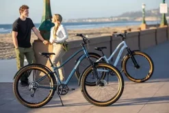 Schwinn Vega CE Adult Hybrid Comfort Bike White