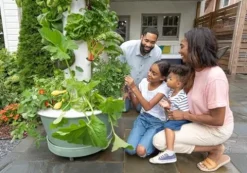 TOWER GARDEN Flex with Support Cage Bundle White Green